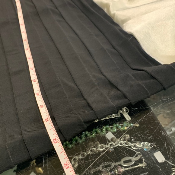 Laura PLus - Picture 4 of 6